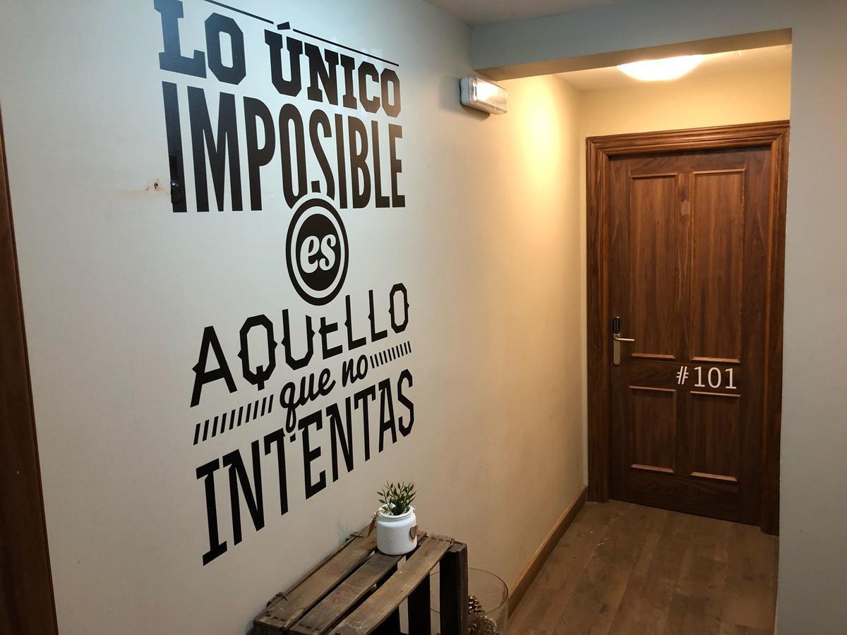El Camino Urban Rooms Pamplona Luaran gambar