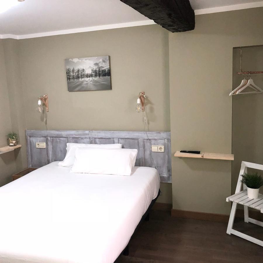 El Camino Urban Rooms Pamplona Luaran gambar