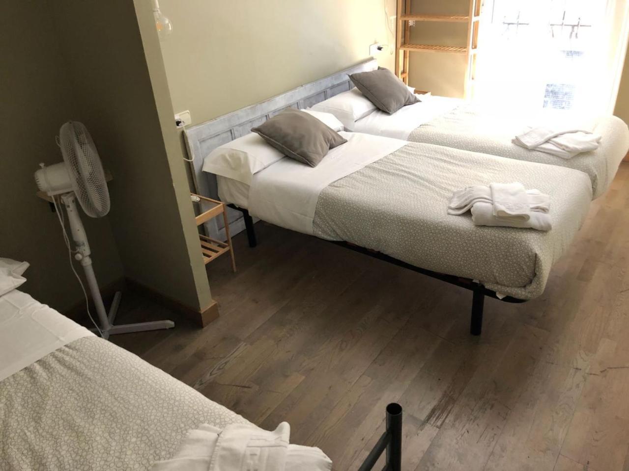El Camino Urban Rooms Pamplona Luaran gambar