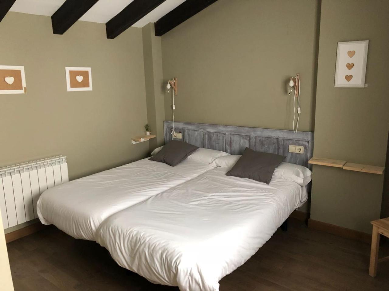 El Camino Urban Rooms Pamplona Luaran gambar