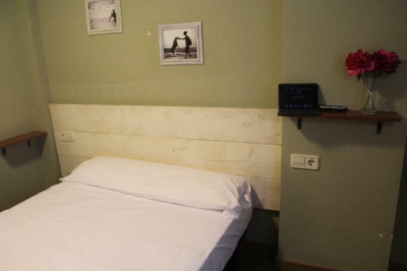 El Camino Urban Rooms Pamplona Luaran gambar